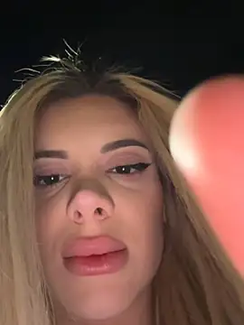 AlyssaFoxx  online show from 04-22-26, 06:31