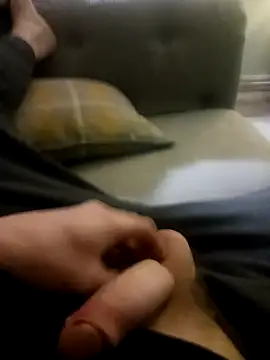 Hertsguy1984 online show from 03-08-26, 11:52