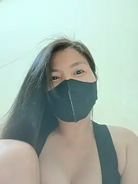 Snapshot of Lyly-68688 chatting on 05-14-26, 02:40 Lyly-68688 online show from 05-14-26, 02:40