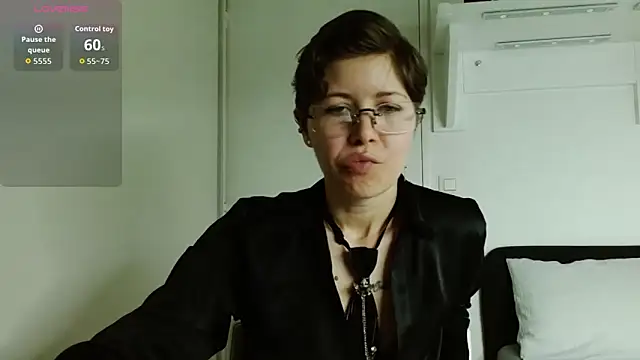 Alexxa XX online show from 03-06-26, 04:36