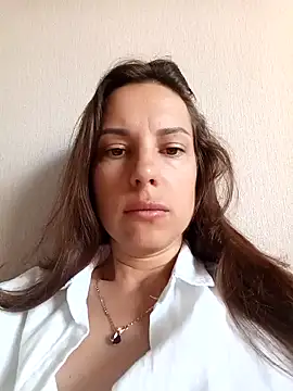 Snapshot of She-Moon chatting on 07-01-26, 05:31 She-Moon online show from 07-01-26, 05:31