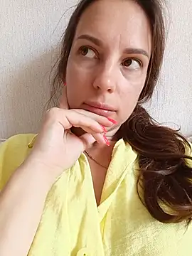 Snapshot of She-Moon chatting on 07-28-26, 08:32 She-Moon online show from 07-28-26, 08:32