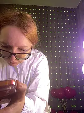 coy girl  online show from 02-16-26, 11:17