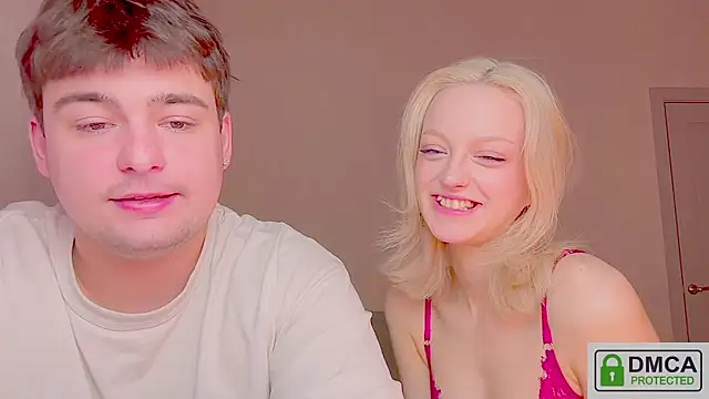 your molly mark  online show from 04-05-26, 02:20