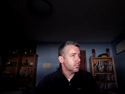 chrisw8140 online show from 02-12-26, 08:26