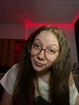 YoungLisaa18 online show from 02-25-26, 09:13