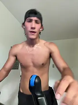 Snapshot of emilio_rivs chatting on 06-16-26, 08:00 emilio rivs online show from 06-16-26, 08:00