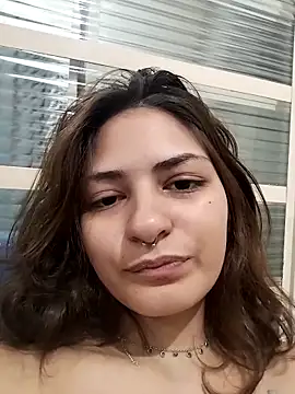 Snapshot of carazinho2128 chatting on 03-06-26, 06:32 carazinho2128 online show from 03-06-26, 06:32