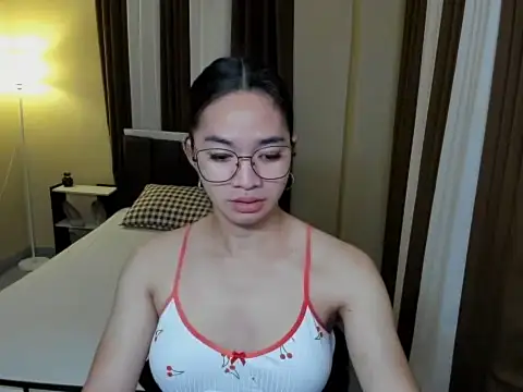 Snapshot of Asian_Bigcock_Marian chatting on 02-17-26, 05:15 Asian Bigcock Marian online show from 02-17-26, 05:15