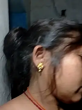 Hot su16 online show from 04-27-26, 09:35