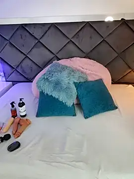 Snapshot of Lucia_fastcollins chatting on 01-15-26, 01:05 Lucia fastcollins online show from 01-15-26, 01:05