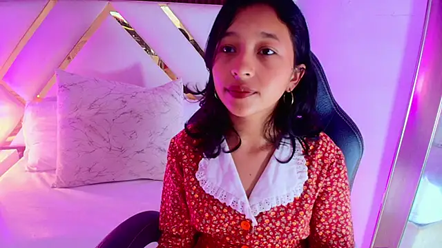 Snapshot of Real_virgin_Pussy chatting on 06-07-26, 11:47 Real virgin Pussy online show from 06-07-26, 11:47
