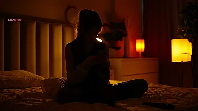 Snapshot of oopsnaked chatting on 02-11-26, 10:20 oopsnaked online show from 02-11-26, 10:20