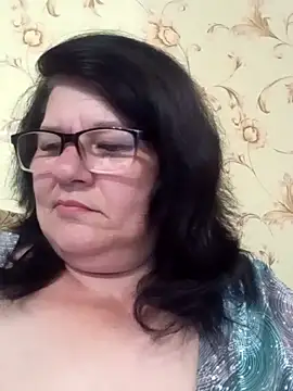 Snapshot of NysiOlsen chatting on 05-20-26, 03:40 NysiOlsen online show from 05-20-26, 03:40