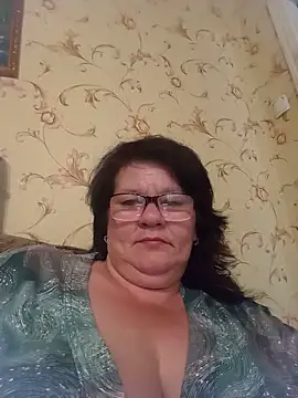 Snapshot of NysiOlsen chatting on 06-11-26, 03:43 NysiOlsen online show from 06-11-26, 03:43