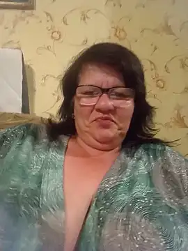 Snapshot of NysiOlsen chatting on 06-12-26, 07:46 NysiOlsen online show from 06-12-26, 07:46