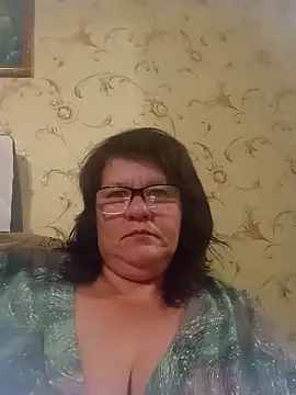 Snapshot of NysiOlsen chatting on 06-16-26, 10:01 NysiOlsen online show from 06-16-26, 10:01
