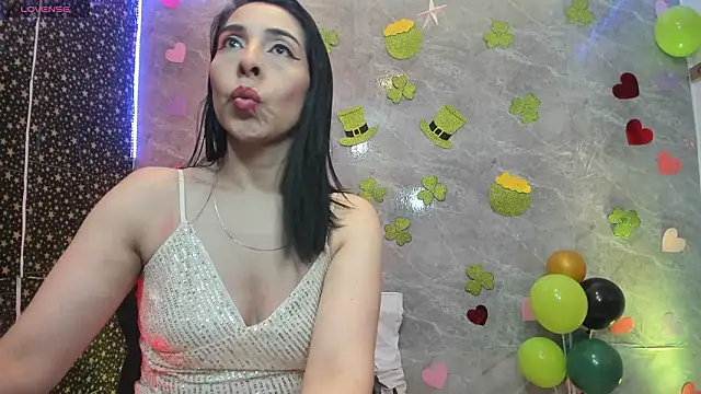 adellelennoxx online show from 03-17-26, 08:50