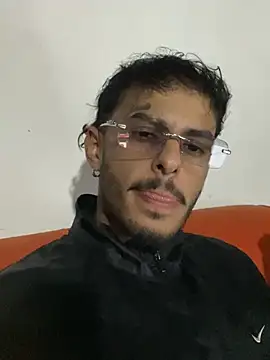 Snapshot of liyamjunior chatting on 02-27-26, 05:51 liyamjunior online show from 02-27-26, 05:51