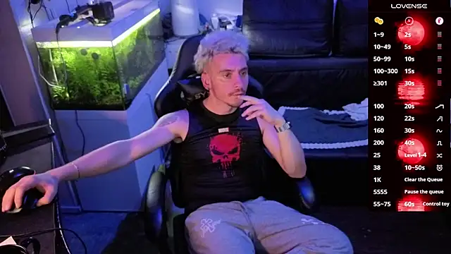 Rayzel White online show from 02-15-26, 09:33