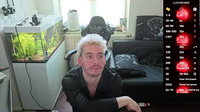 Rayzel White online show from 03-18-26, 12:41