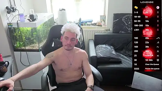 Rayzel White online show from 04-04-26, 11:51