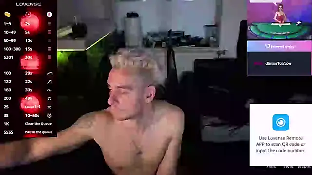 Snapshot of Rayzel_White chatting on 05-16-26, 02:19 Rayzel White online show from 05-16-26, 02:19