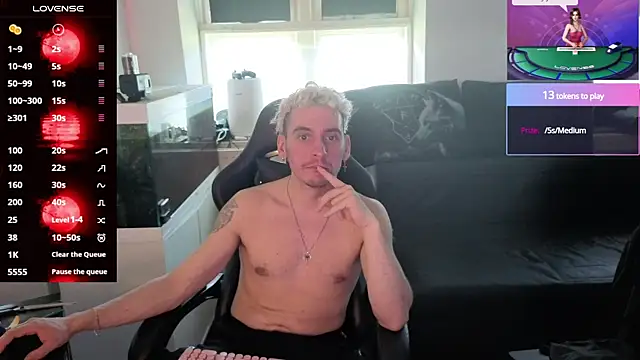 Rayzel White online show from 06-20-26, 01:58