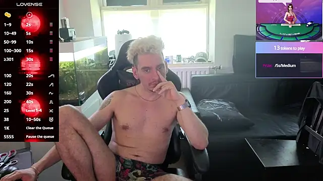 Rayzel White online show from 06-22-26, 12:02