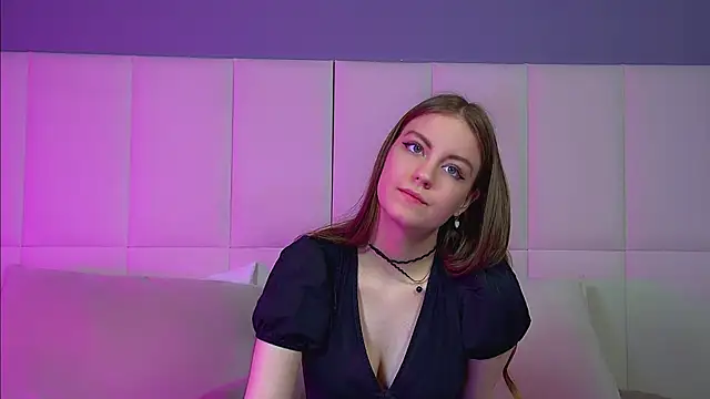 SofiaSarvain online show from 04-27-26, 06:44