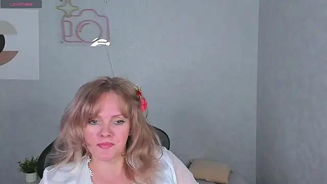 Victoria Nelson online show from 04-21-26, 02:51