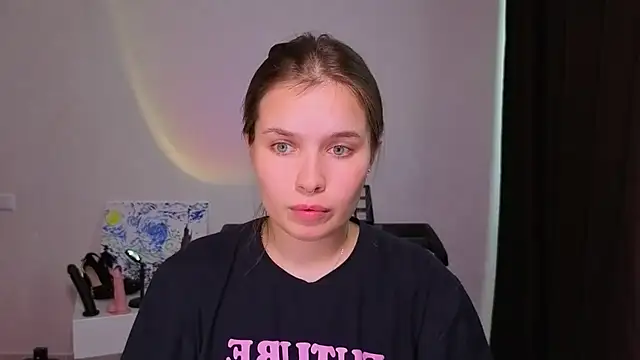 Snapshot of Catherine_Karis chatting on 07-14-26, 03:07 Catherine Karis online show from 07-14-26, 03:07