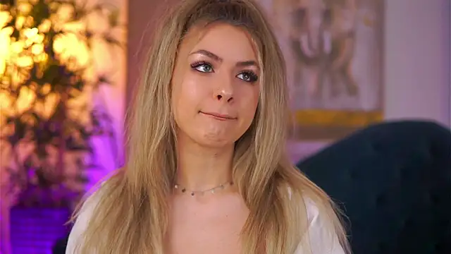 NayaQuinn online show from 02-05-26, 07:18