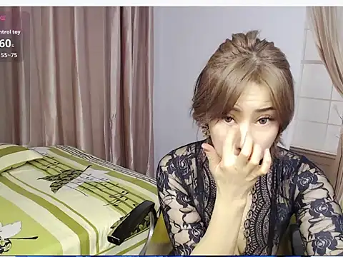 lucyyanyan online show from 02-13-26, 12:01