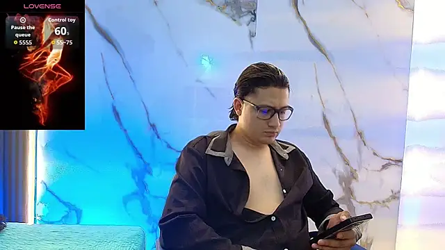 Snapshot of Danner_Alaia chatting on 02-10-26, 07:18 Danner Alaia online show from 02-10-26, 07:18