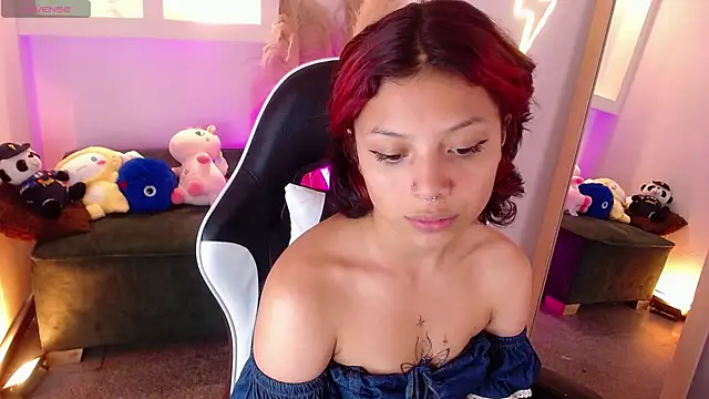 Snapshot of melodyy_as chatting on 07-02-26, 01:17 melodyy as online show from 07-02-26, 01:17