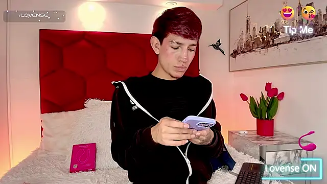 Taylor Snow online show from 03-06-26, 08:05