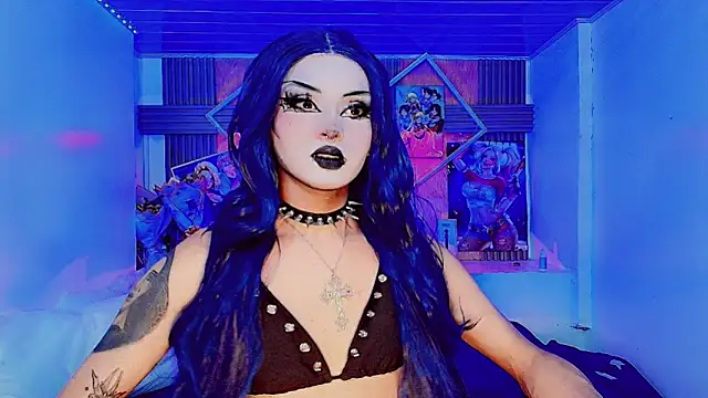 Snapshot of Lisa_sparkleee chatting on 04-28-26, 01:04 Lisa sparkleee online show from 04-28-26, 01:04