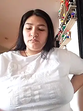 LauraHorny69 online show from 04-26-26, 03:32