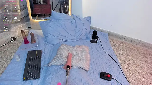 SHINYY STAR  online show from 04-06-26, 07:48