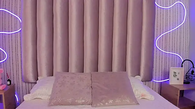 SAMMYLEWISMD online show from 04-23-26, 03:08