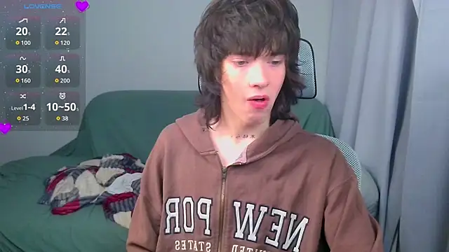 LeonBoykisser online show from 07-26-26, 08:10