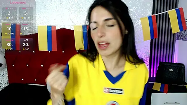 MiaVelasquez01 online show from 06-11-26, 04:16