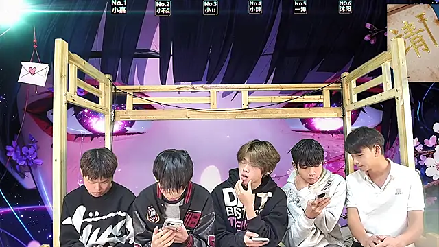 xiaohuangren01 online show from 03-25-26, 06:19