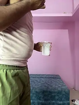 Forest Queen online show from 04-30-26, 07:04