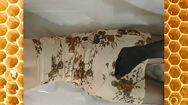 Snapshot of QueenoftheCats chatting on 01-18-26, 07:45 QueenoftheCats online show from 01-18-26, 07:45