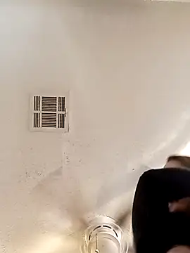 Snapshot of LadySn0w26 chatting on 02-17-26, 05:41 LadySn0w26 online show from 02-17-26, 05:41