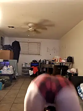 Snapshot of LadySn0w26 chatting on 03-06-26, 04:09 LadySn0w26 online show from 03-06-26, 04:09