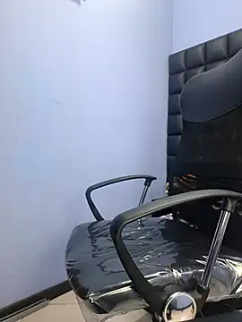 Snapshot of valenlopezz_ chatting on 03-04-26, 03:34 valenlopezz online show from 03-04-26, 03:34