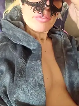 Snapshot of mermaidpussy1 chatting on 02-02-26, 11:42 mermaidpussy1 online show from 02-02-26, 11:42